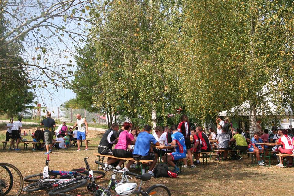 1422478933131292053688229026083