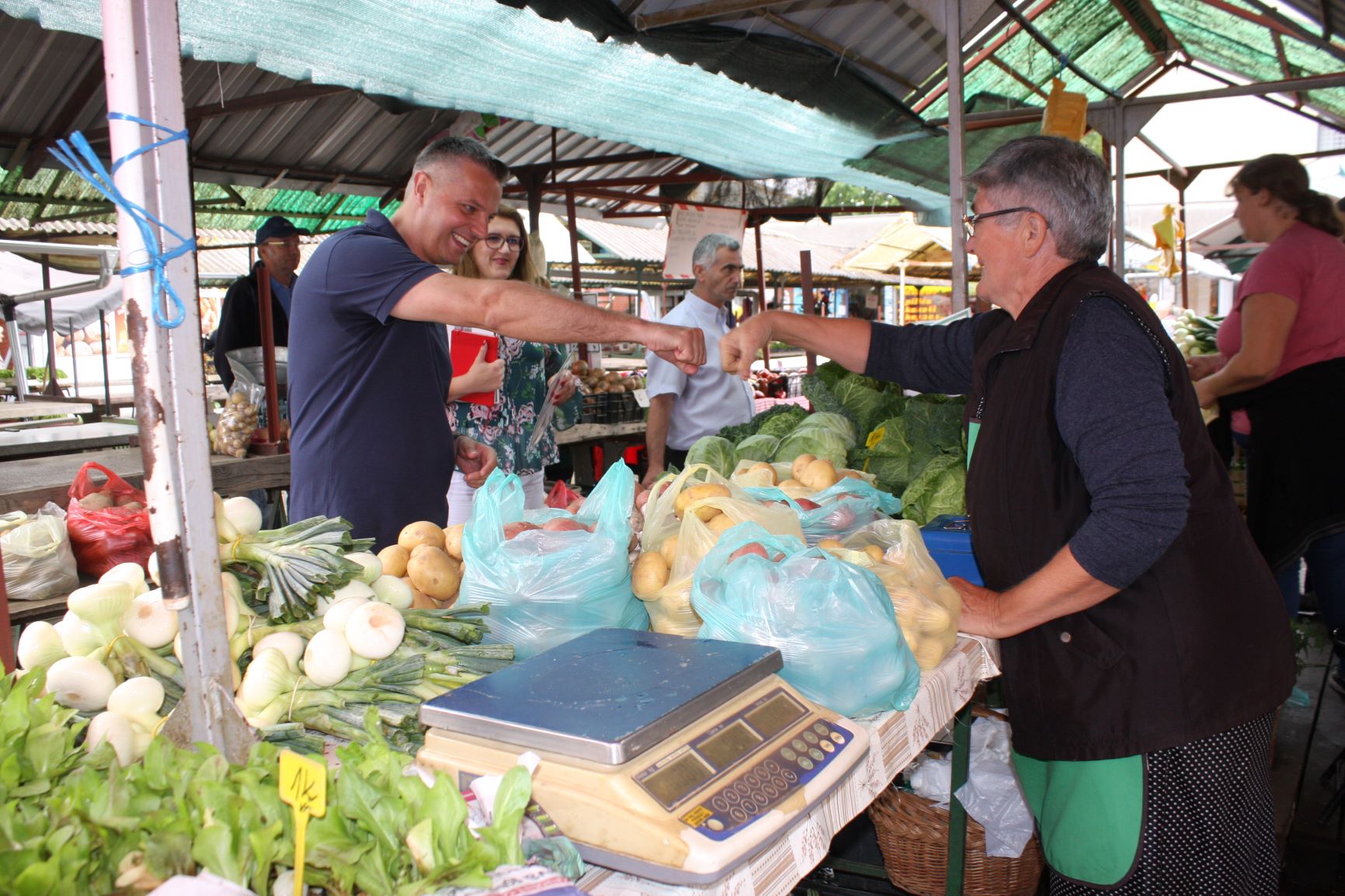 Podijeljeni certifikati OPG-ima koji prodaju na čakovečkoj tržnici