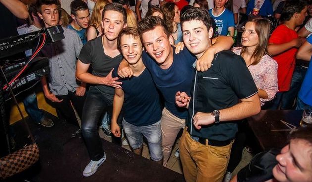 slika00055 Antrum (Subota, 28.6.2014. – Sandra Afrika)