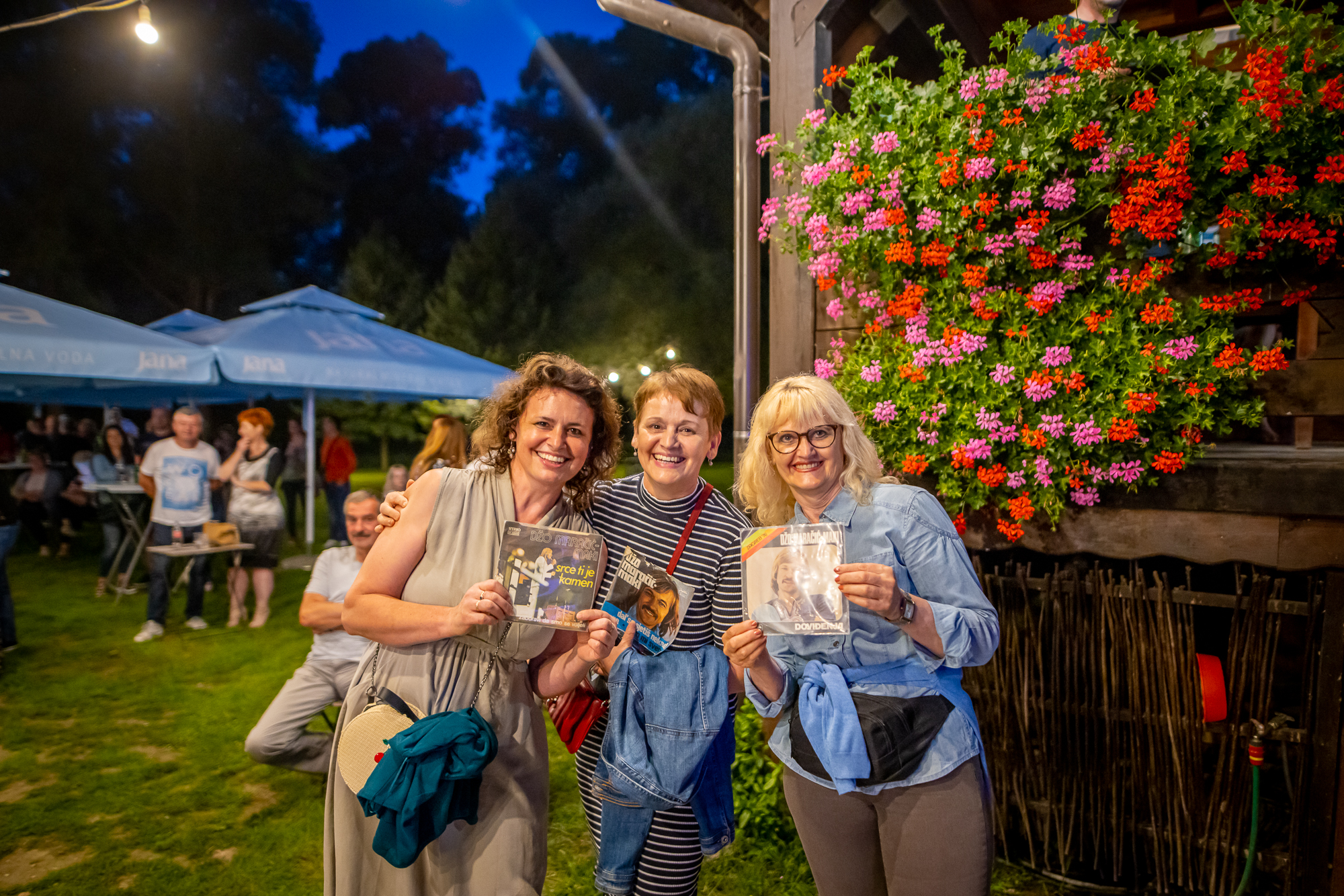 PREKRASNA VEČER Koncert Džo Maračić Makija i premijera spota Ansambla Pučpuljike PREKRASNA VEČER Koncert Džo Maračić Makija i premijera spota Ansambla Pučpuljike