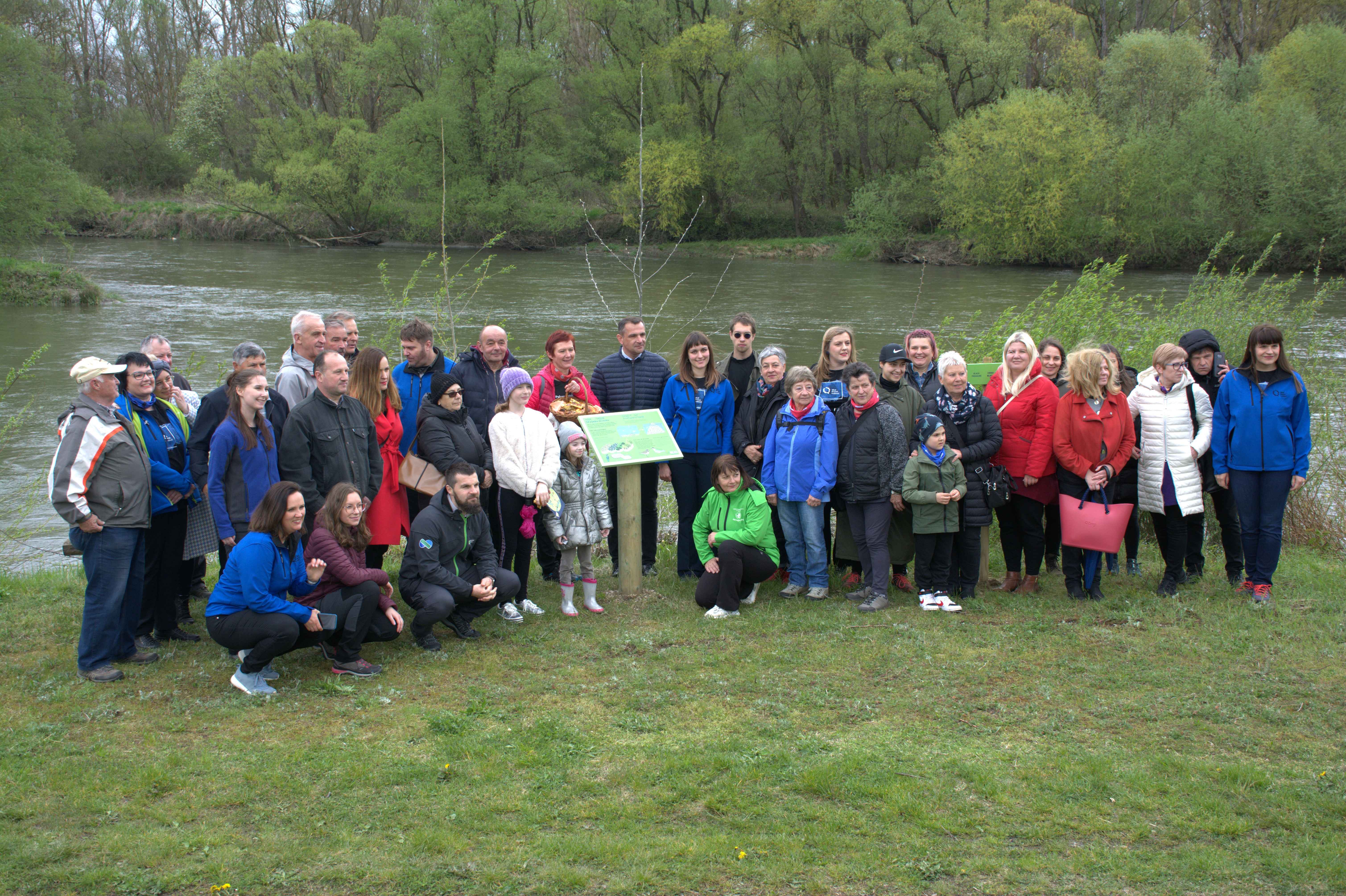 KRIŽOVEC Vrijeme je poslužilo i službeno je otvorena nova poučna staza “Čovjek i rijeka” KRIŽOVEC Vrijeme je poslužilo i službeno je otvorena nova poučna staza “Čovjek i rijeka”
