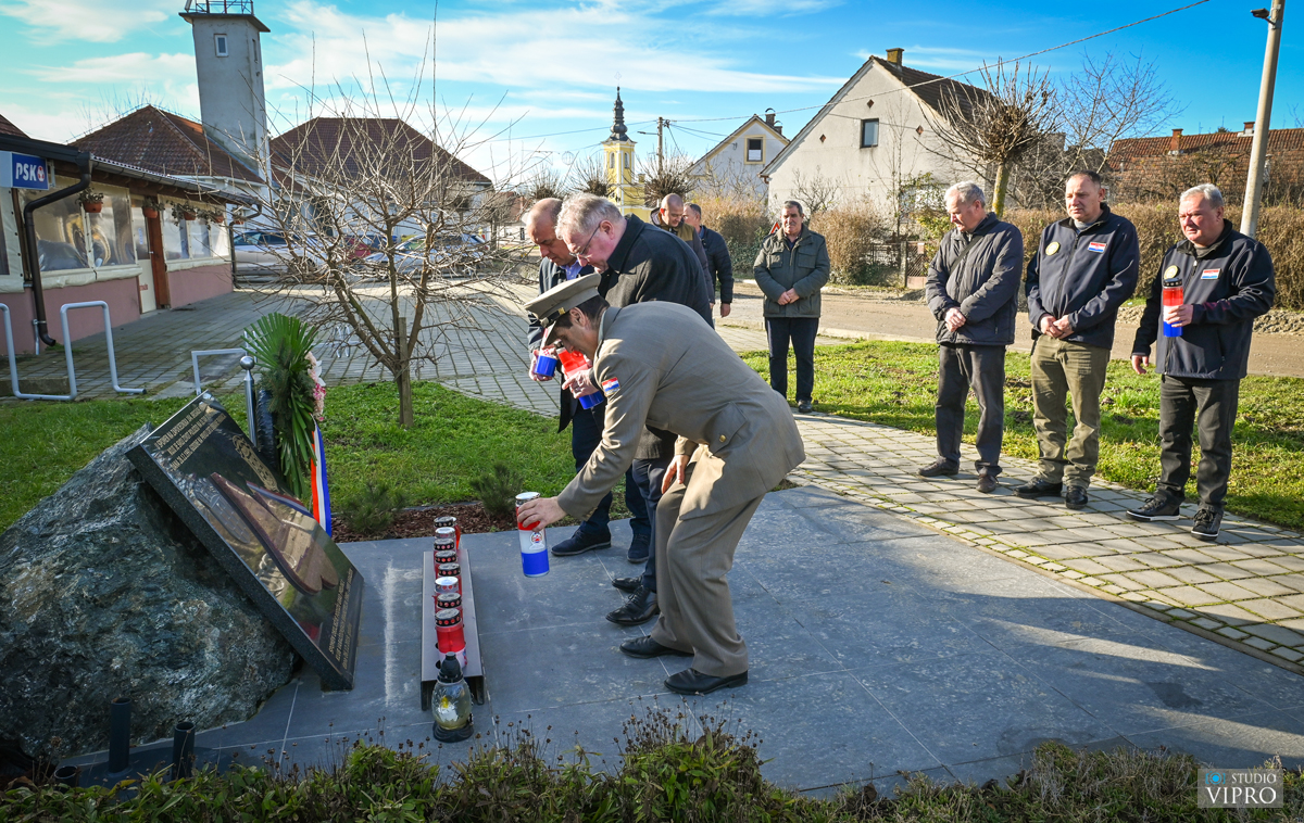 Obilježena godišnjica smrti hrvatskog branitelja Ivana Sokača