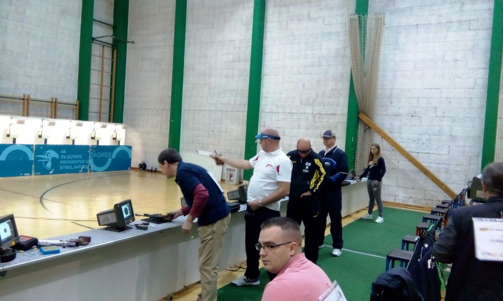 img20151206094135688649