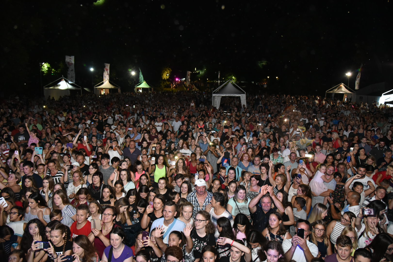 Vrckava Maja Šuput rasplesala publiku u jezeru Staroga Grada