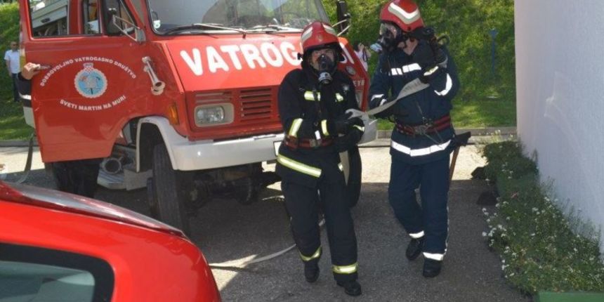 1035257979721976697927161941948 1035257979721976697927161941948