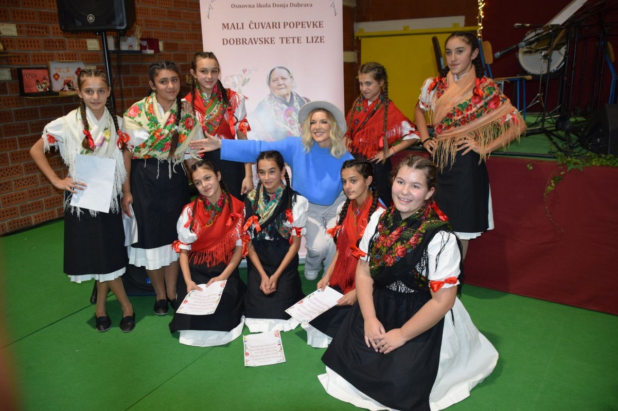 susret malih čuvara međimurske popevke dobravske Tete Lize2023 susret malih čuvara međimurske popevke dobravske Tete Lize2023