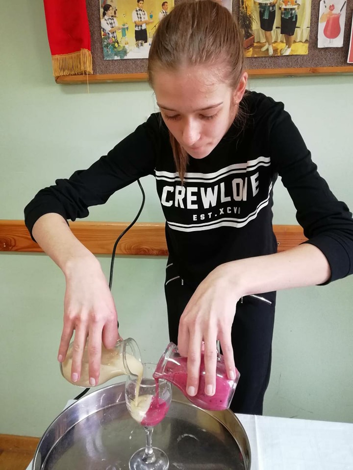 posjetsrednjojskoliprelog561212