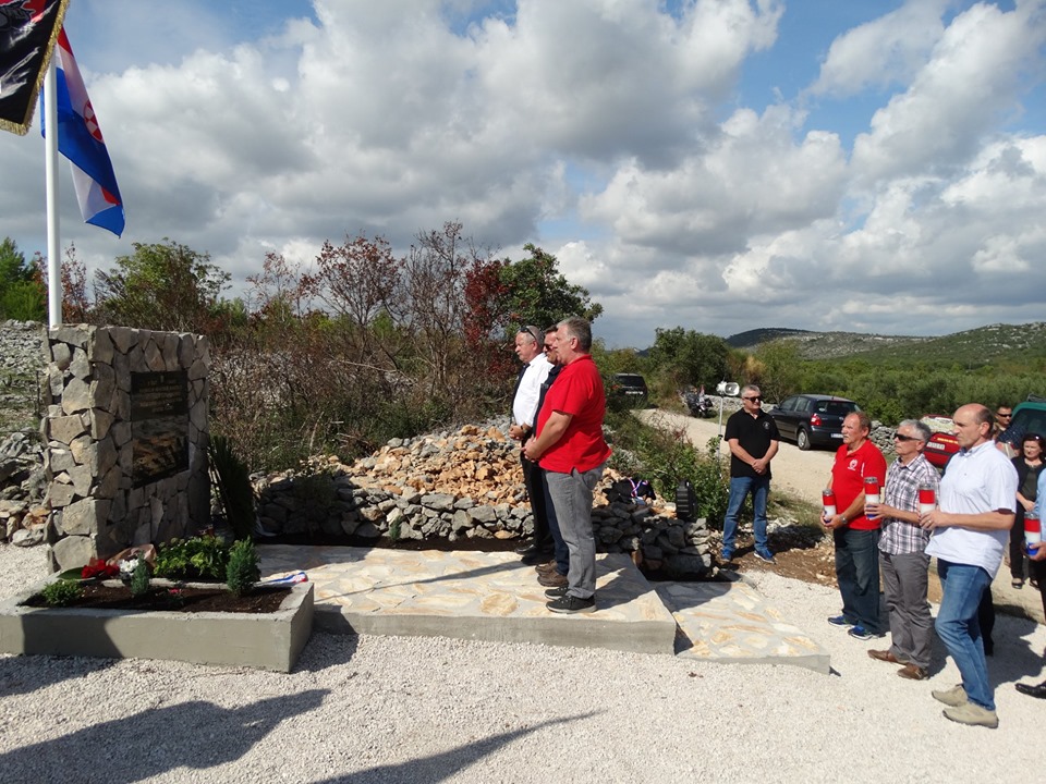 U Vodičkom zaleđu otkriven spomenik zapovjedniku Ivanu Vurušiću