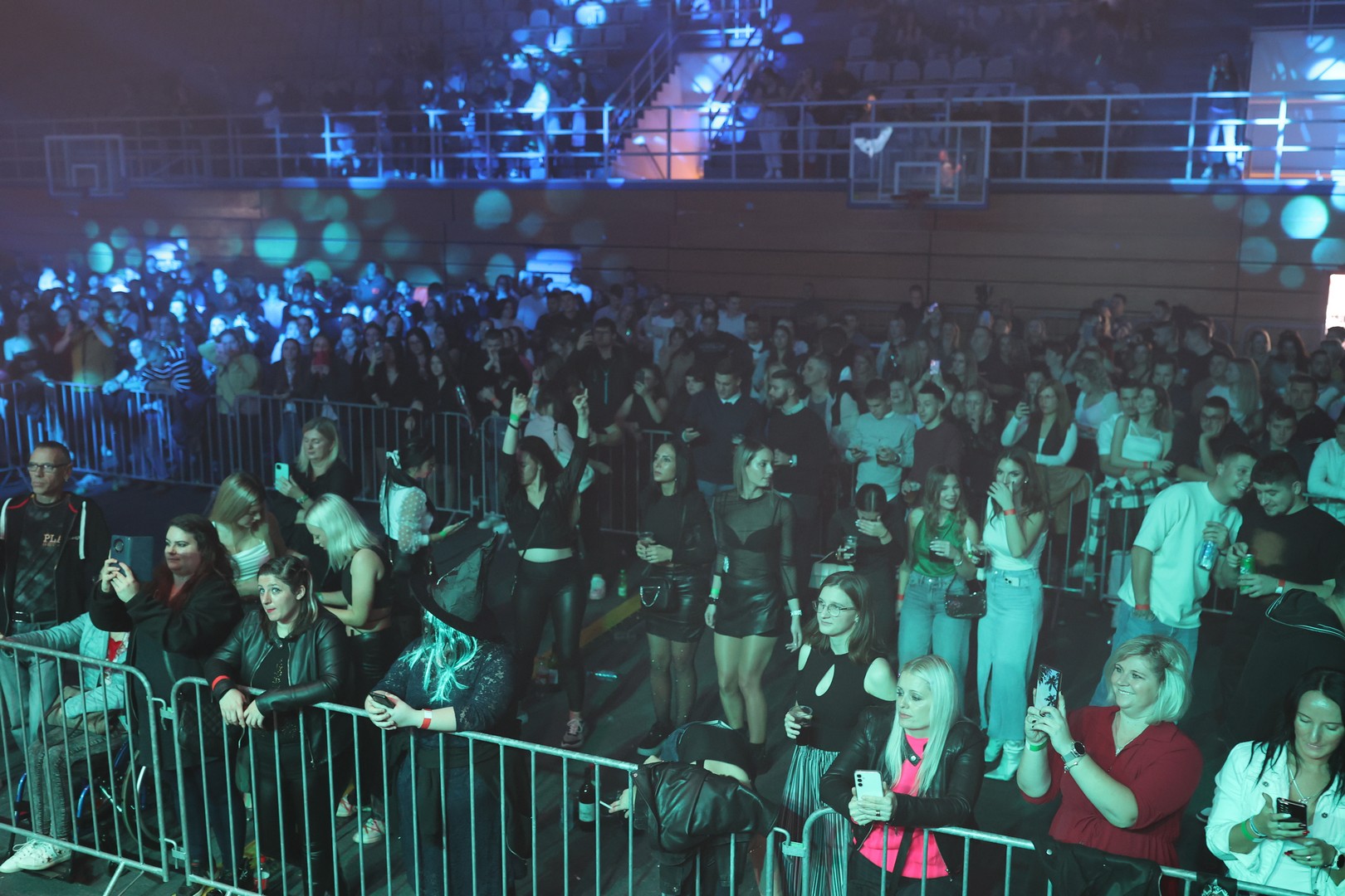 FOTO/VIDEO Grupa Magazin i Boban Rajović otjerali kišnu i tmurnu atmosferu iz Čakovca