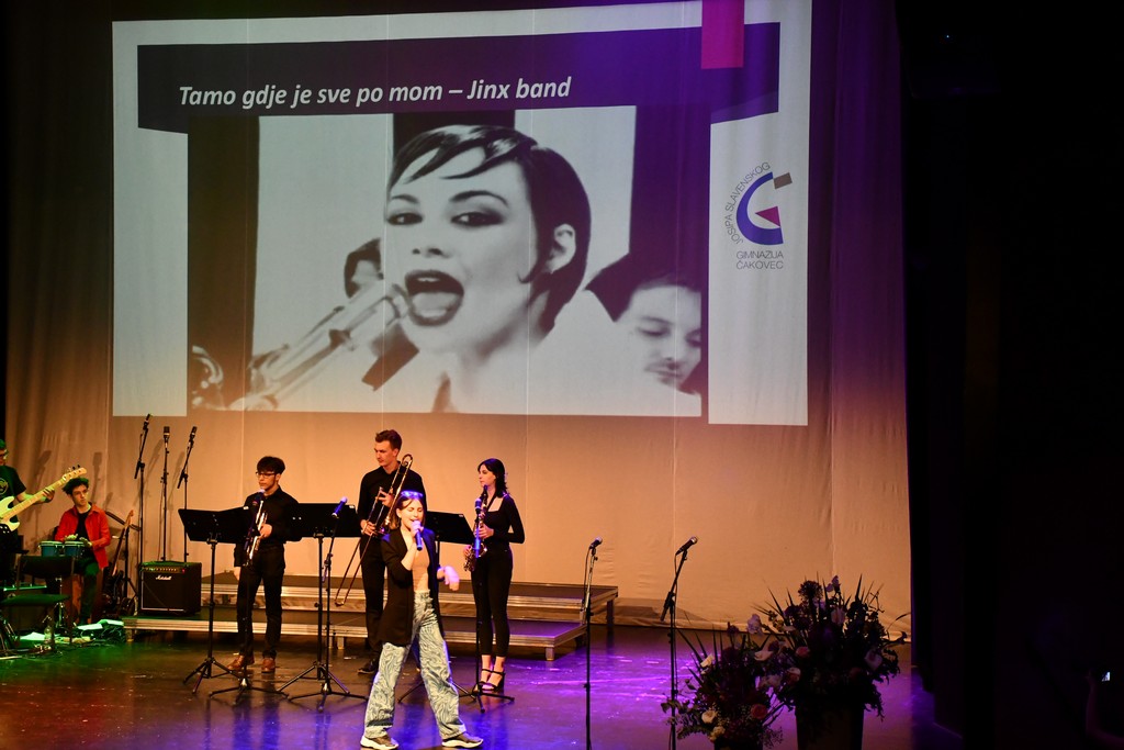 BILO JE SAVRŠENO Čakovečki gimnazijalci priredili pravu glazbenu rapsodiju