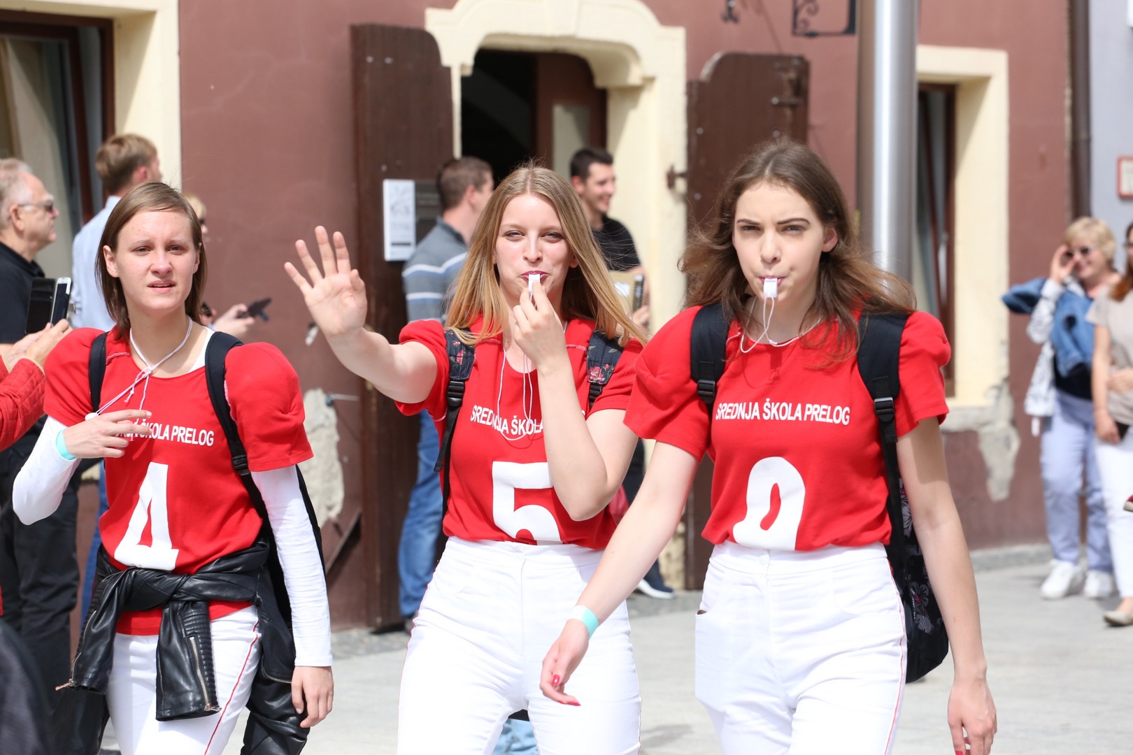 Ulicama Čakovca koračalo više od 1200 međimurskih maturanata