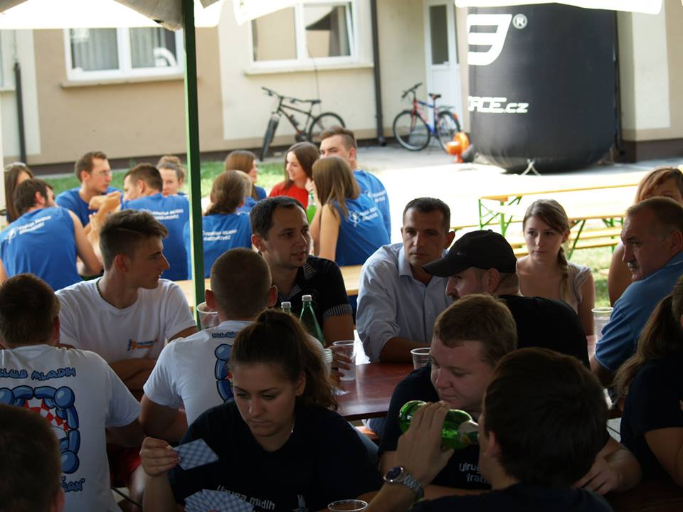 1189992116095950726277035380952