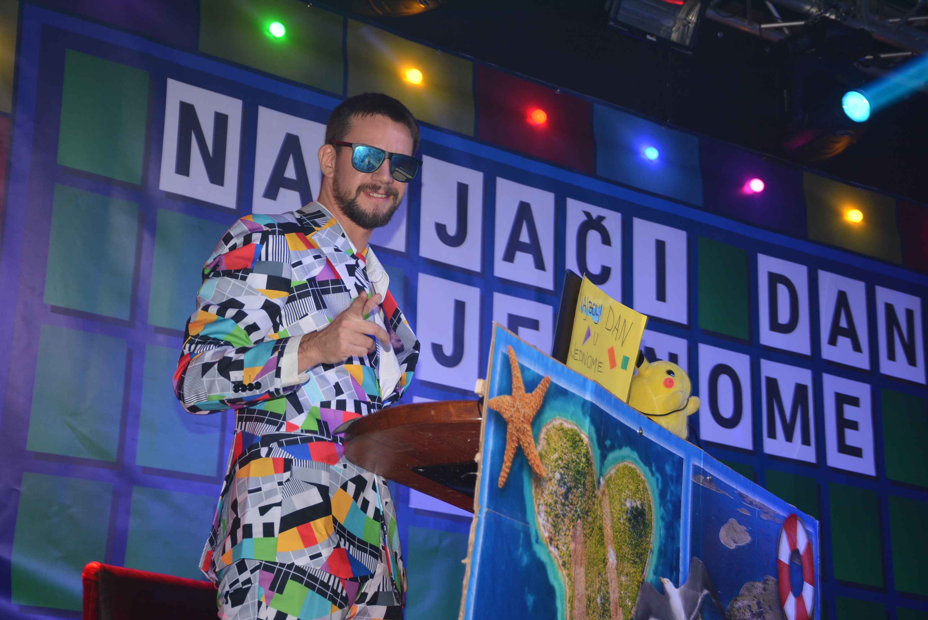 FOTO/VIDEO Čaroban završetak jubilarnog 10. ‘Blast from the past’ šarenila u Čakovcu