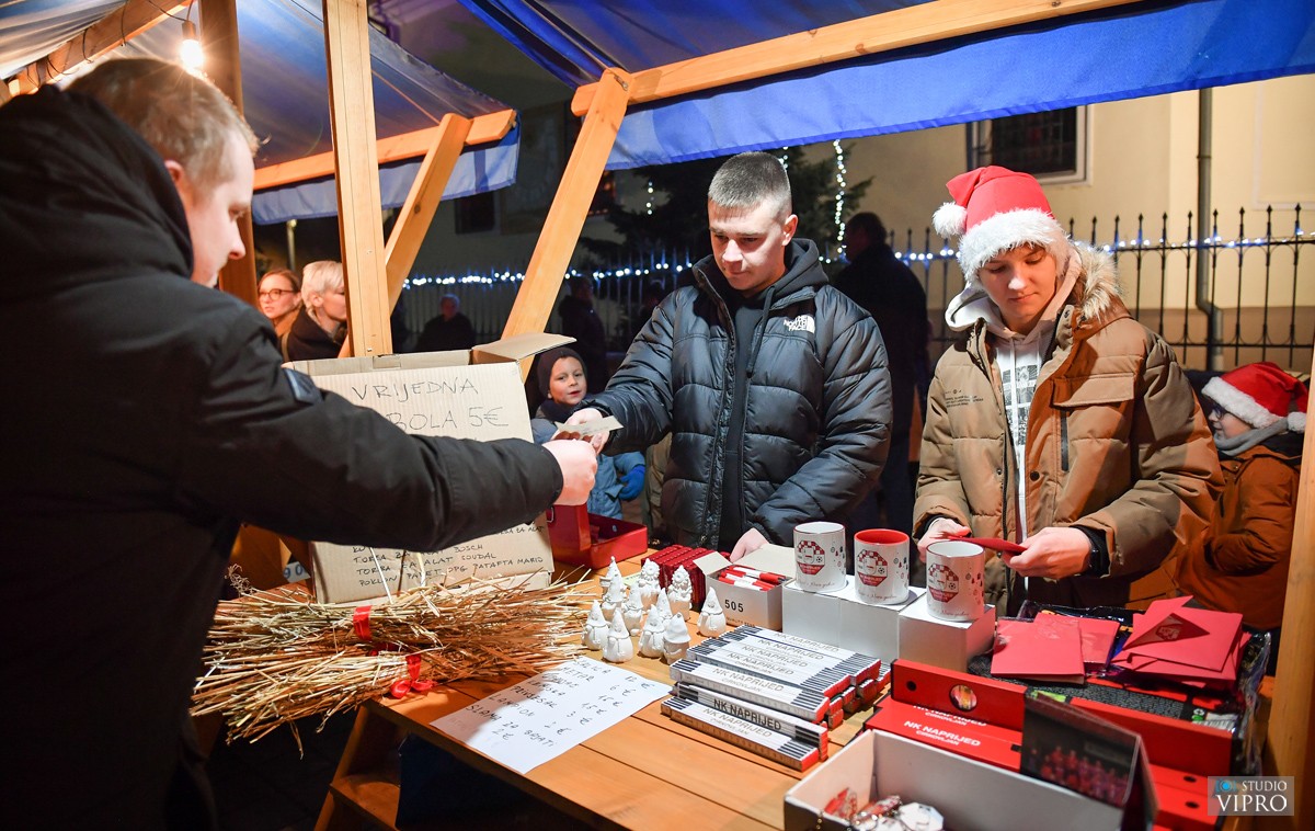 Advent, Cirkovljan Advent, Cirkovljan