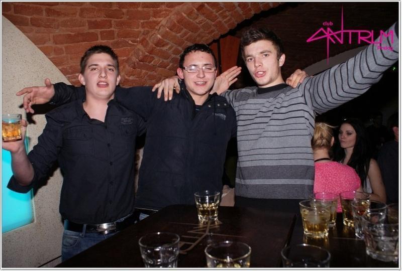 slika0053 Antrum (Petak i subota, 1. i 2.2.2013) slika0053 Antrum (Petak i subota, 1. i 2.2.2013)