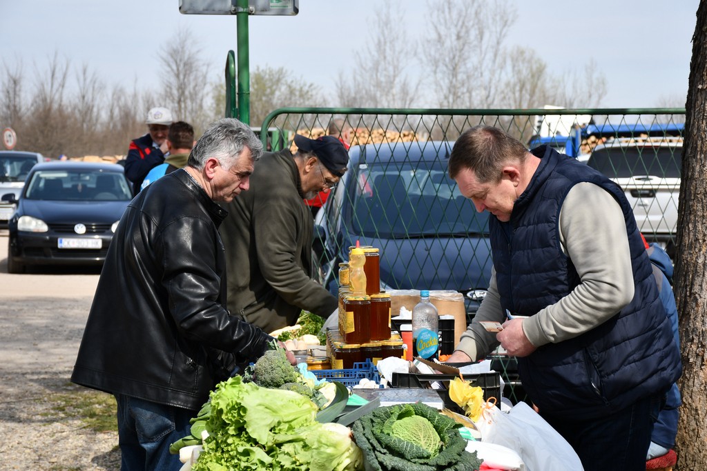 S dolaskom proljeća i toplijih dana živnuo je i čakovečki sajam