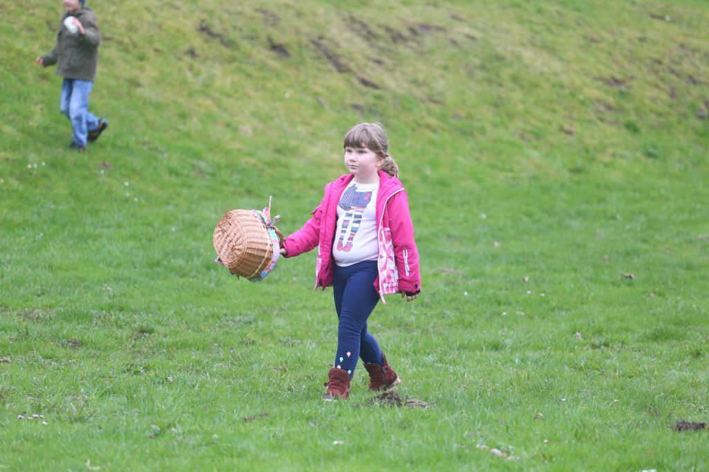 2988463510214694487812799127824