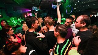 slika0005 Podroom (Subota, 24.11. – Shiny disco ball night + Stop Aids Party)