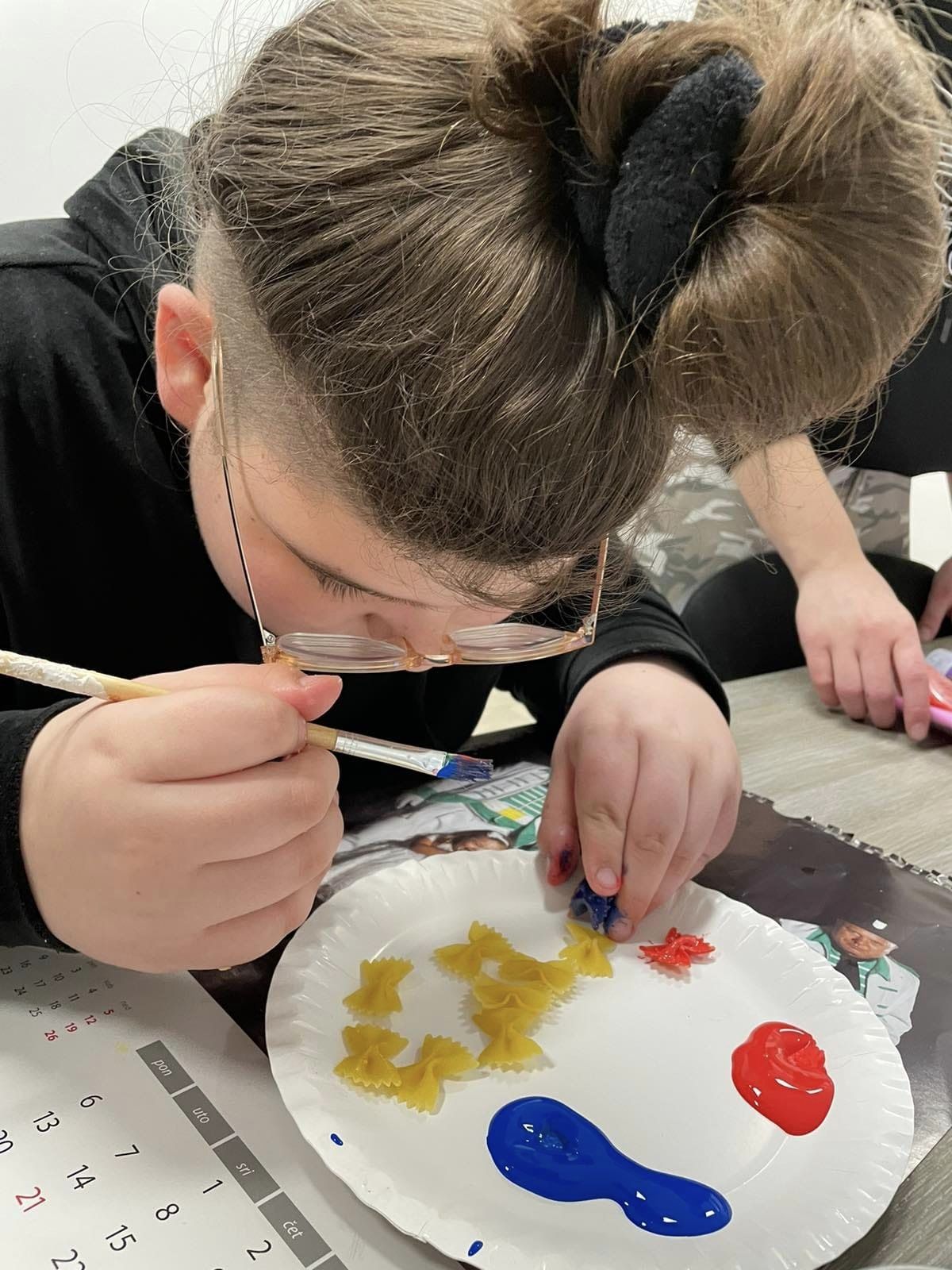 UDRUGA ZA SINDROM DOWN Djeca su na kreativnoj radionici crtala uz pomoć tjestenine