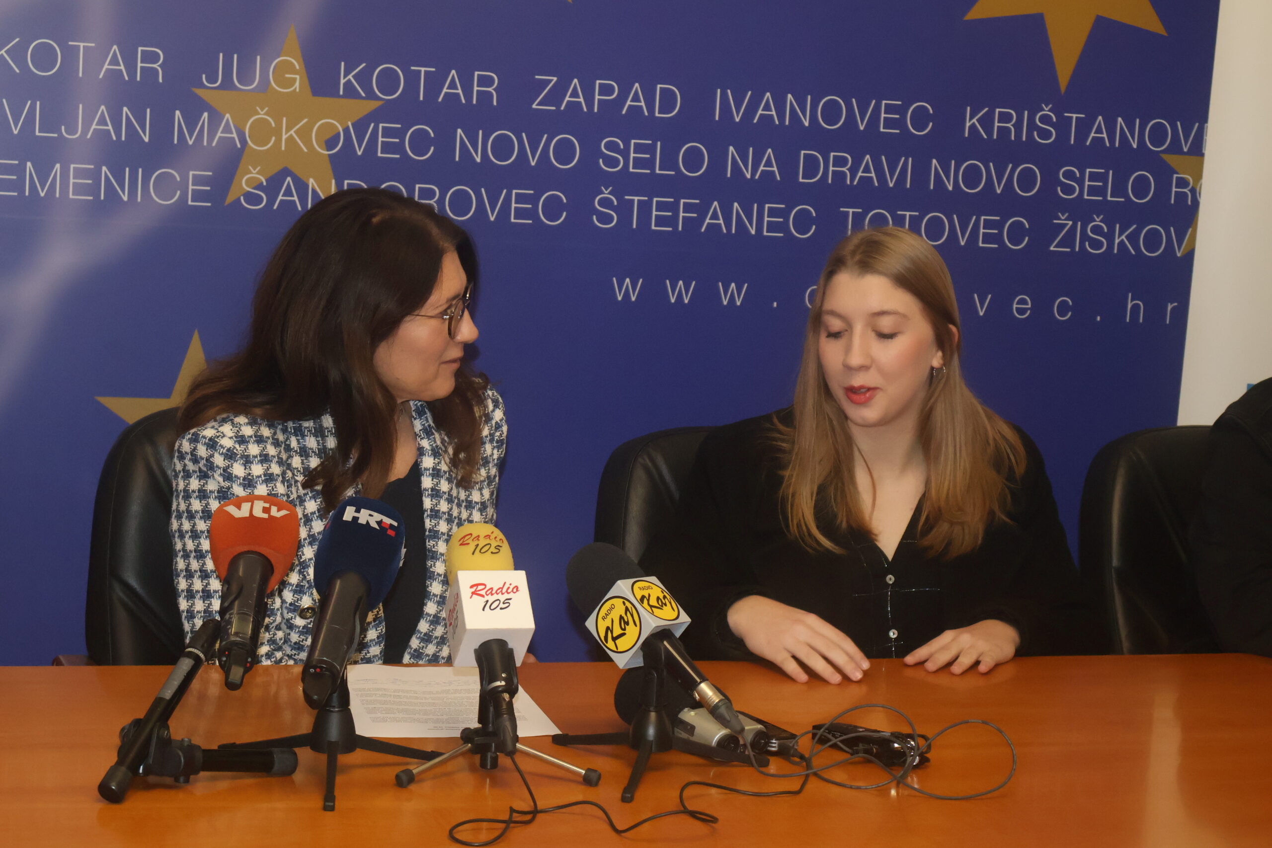 BOŽIĆNA BAJKA U ČAKOVCU Advent u gradu Zrinskih uz veliko klizalište i Gastro rutu bogatu nagradama! BOŽIĆNA BAJKA U ČAKOVCU Advent u gradu Zrinskih uz veliko klizalište i Gastro rutu bogatu nagradama!