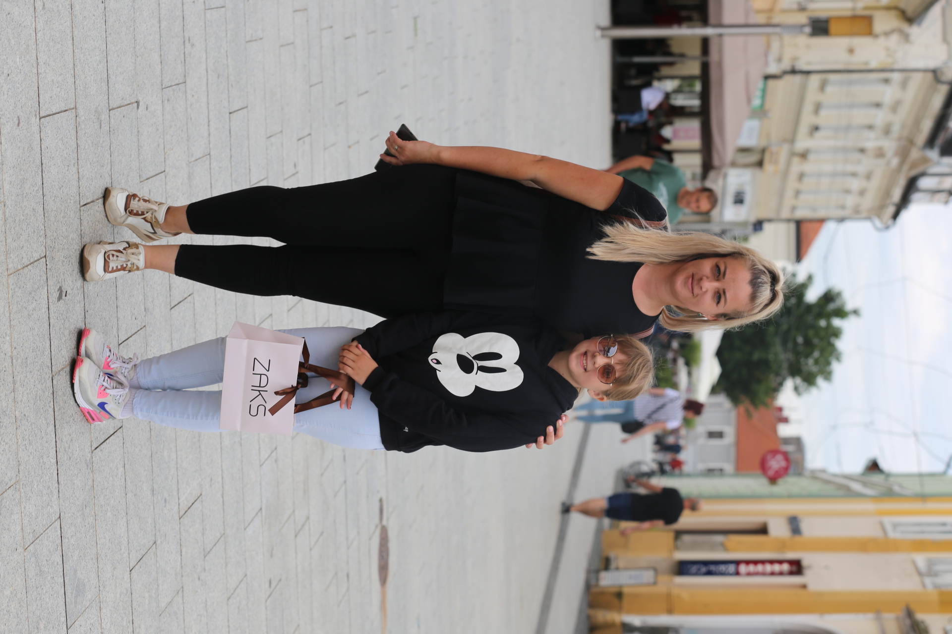 KLIKOM PO ČAKOVCU Ni tmurno vrijeme ne može spriječiti odlično ljetno raspoloženje u centru grada KLIKOM PO ČAKOVCU Ni tmurno vrijeme ne može spriječiti odlično ljetno raspoloženje u centru grada