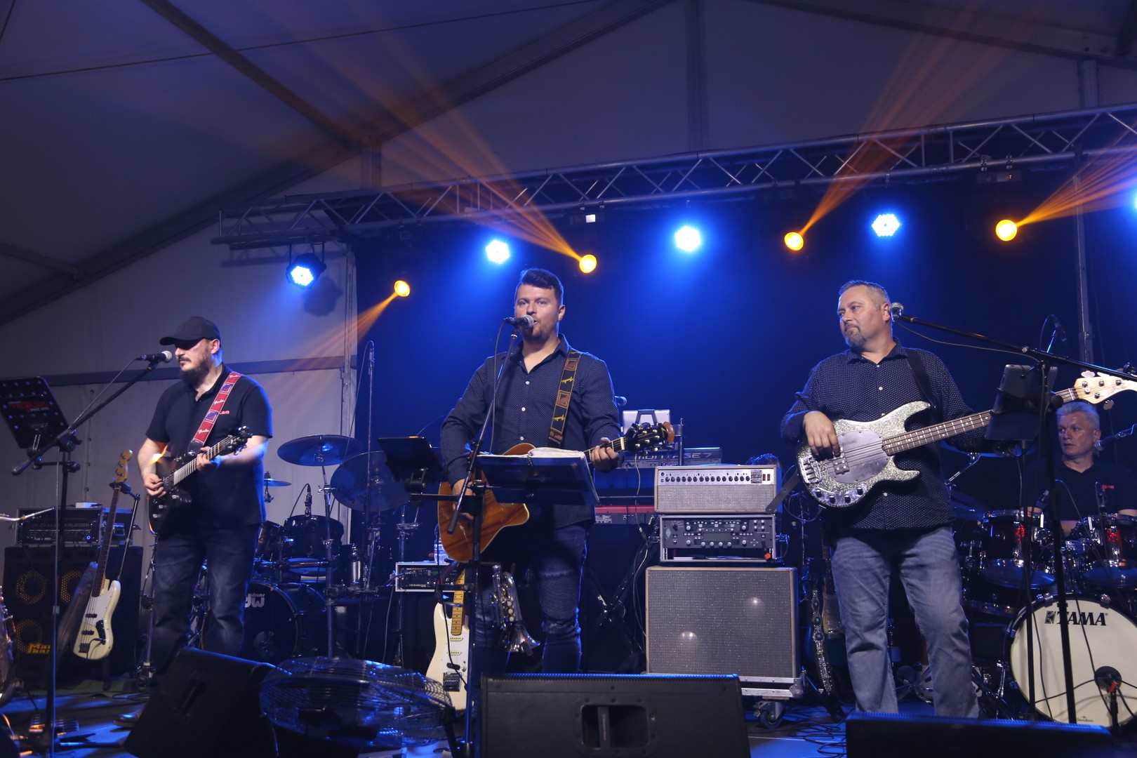 Vigor priredio sjajnu atmosferu na koncertu u Donjem Kraljevcu