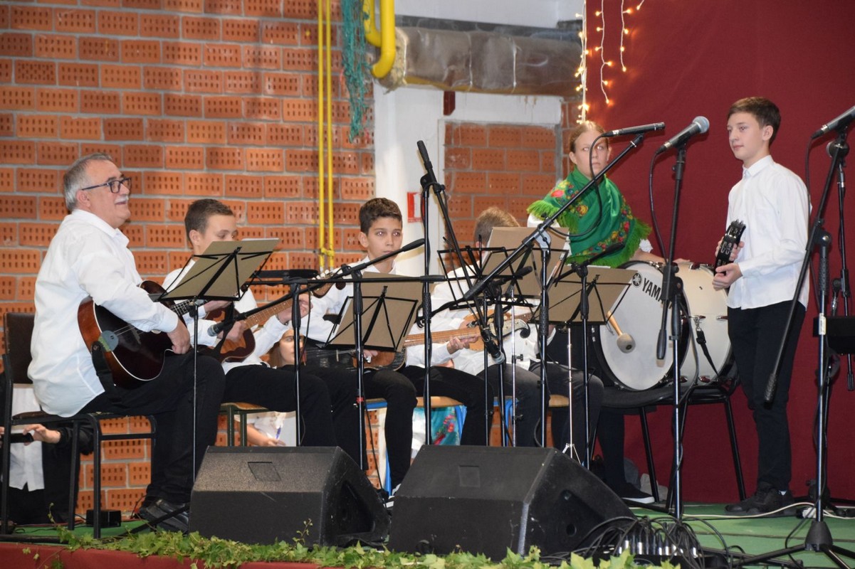 susret malih čuvara međimurske popevke dobravske Tete Lize2023 susret malih čuvara međimurske popevke dobravske Tete Lize2023