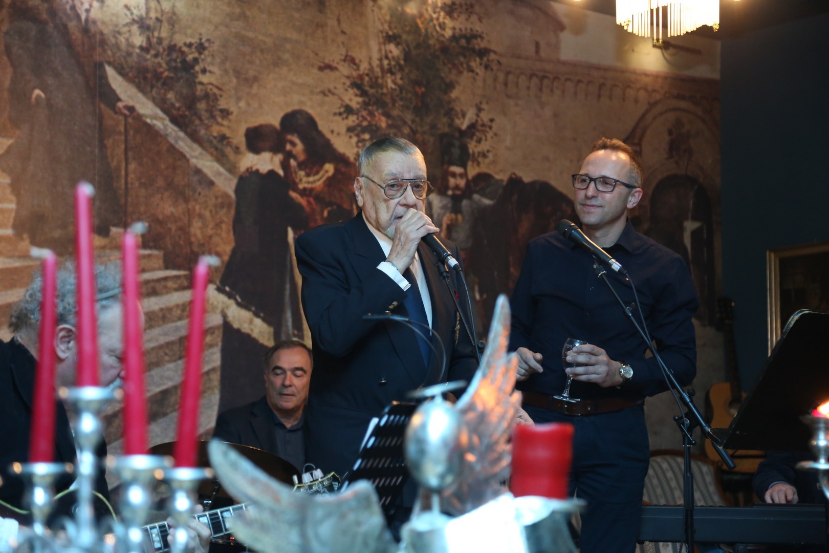 Legendarni Stjepan Jimmy Stanić u Gradskoj kavani Čakovec povodom Dana žena