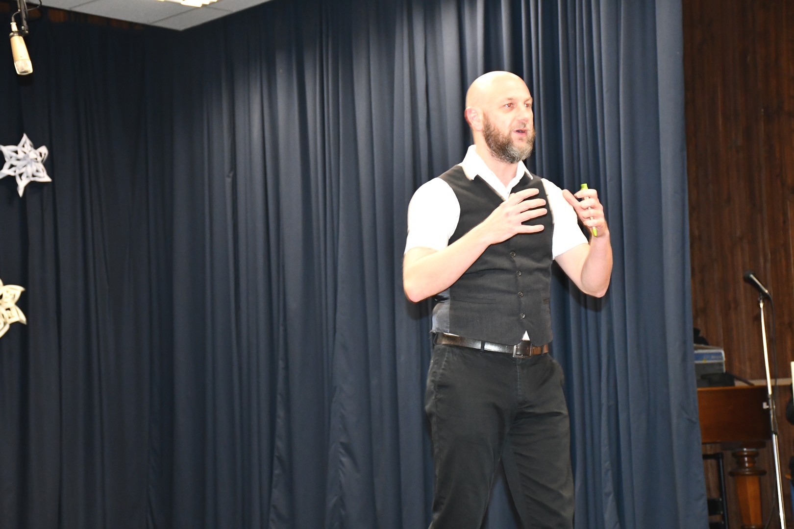 Improvgrupa002 oduševila Beličance uz show ‘Kome zvono zvoni’