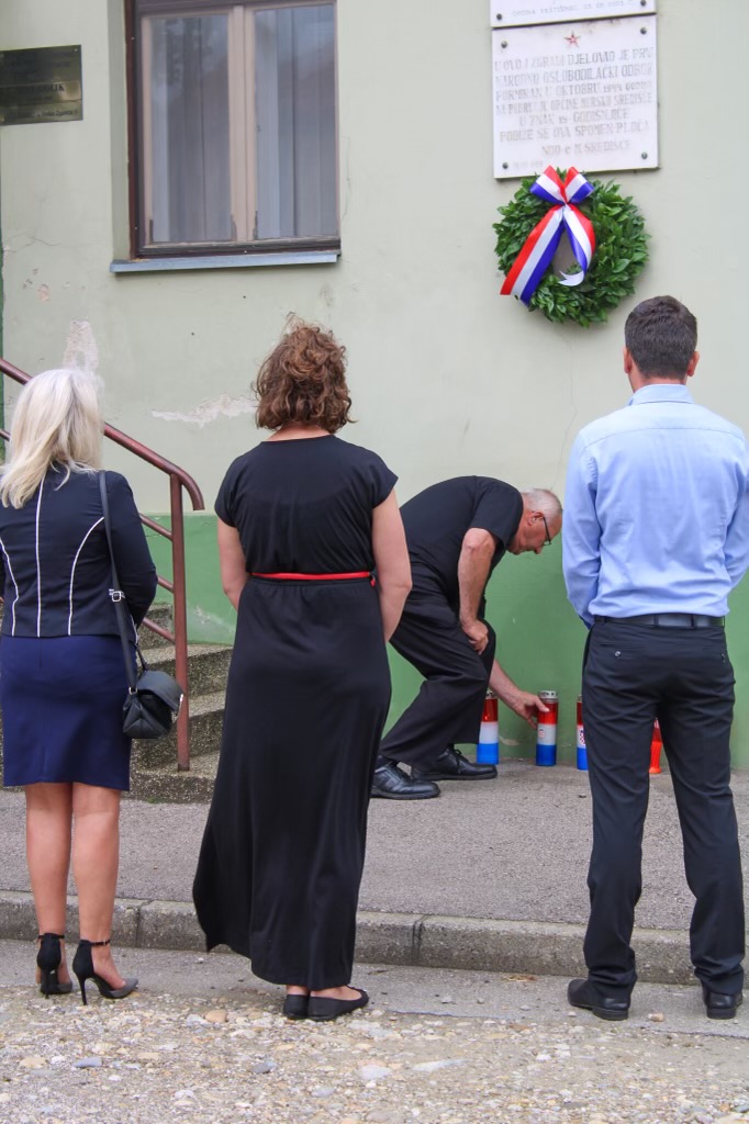U Vratišincu Dan pobjede obilježen sjećanjem na poginulog branitelja Damira Golubića