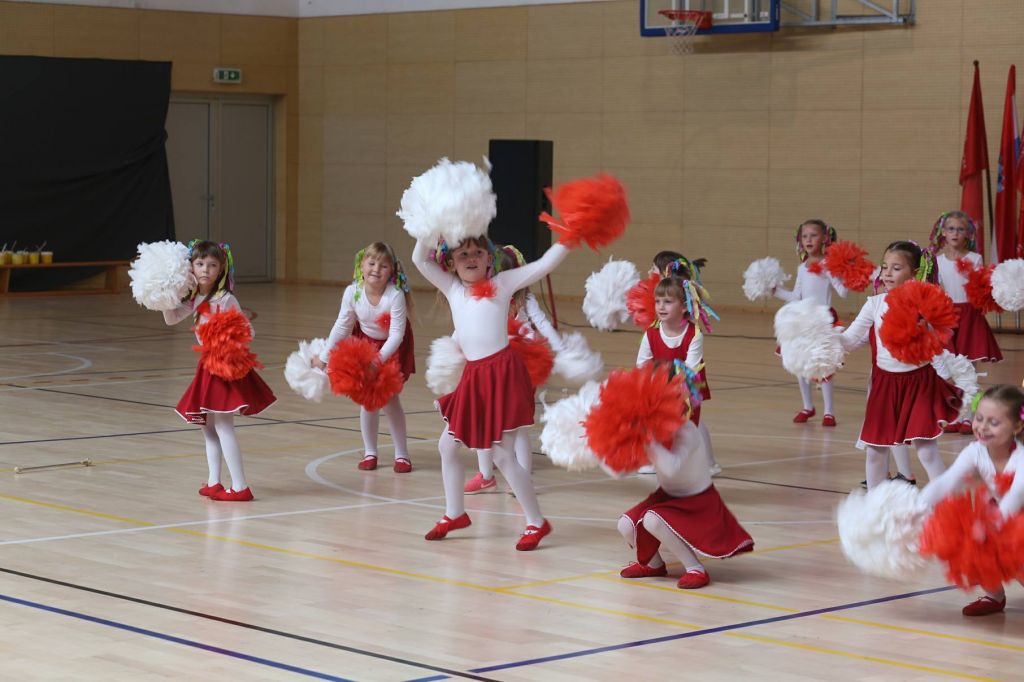 2201526310213080807111790109344