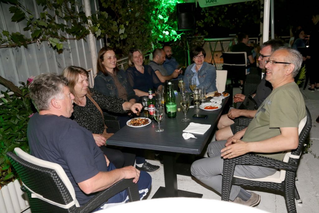 img9538resizeresize300577