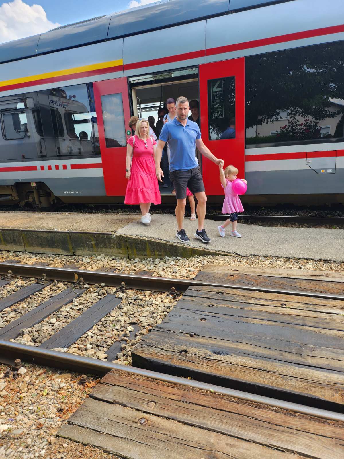 NAJVEĆA KOTORIPSKA MANIFESTACIJA Dani šibe i ribe i ove godine privukli mnoštvo gostiju