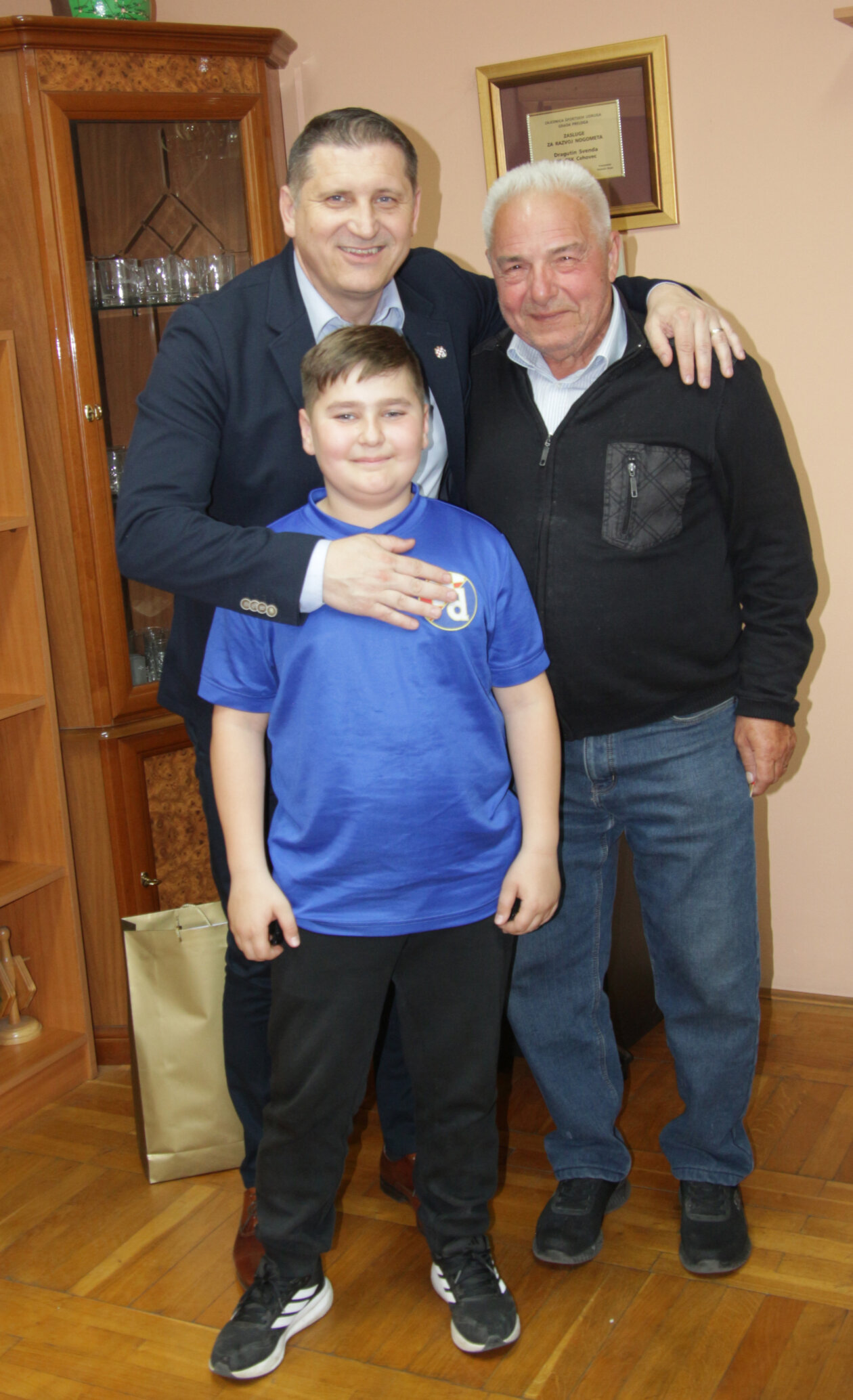 dinamo delegacija čehovec (10) dinamo delegacija čehovec (10)