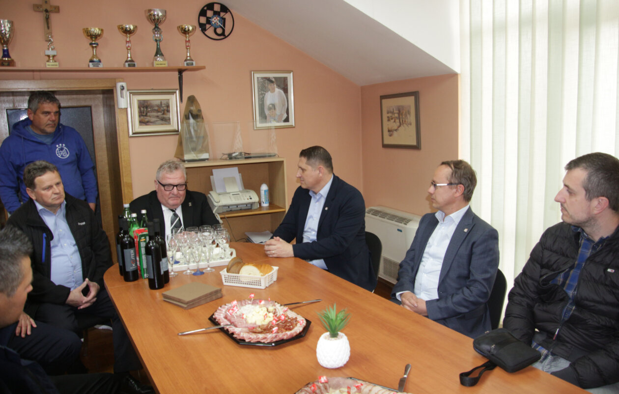 dinamo delegacija čehovec (5) dinamo delegacija čehovec (5)