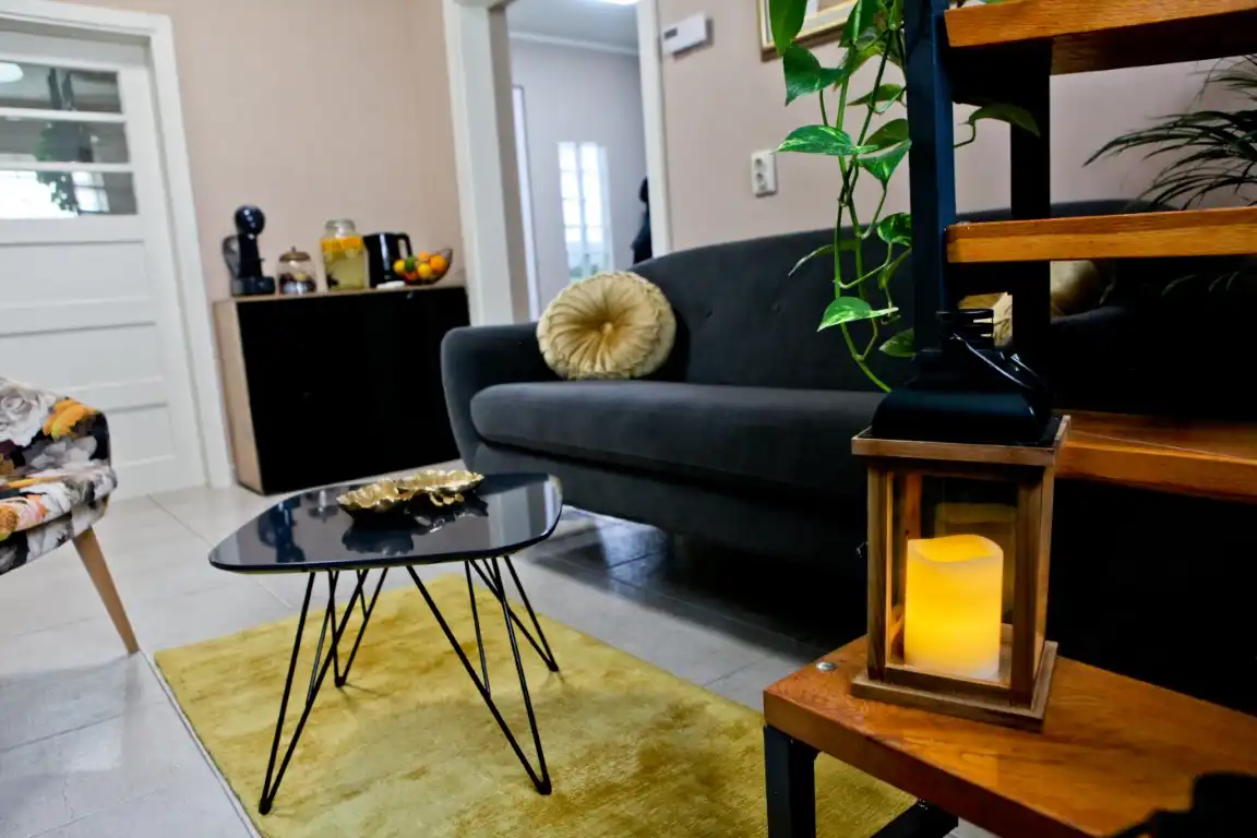 divinee (3) (Medium) divinee (3) (Medium)