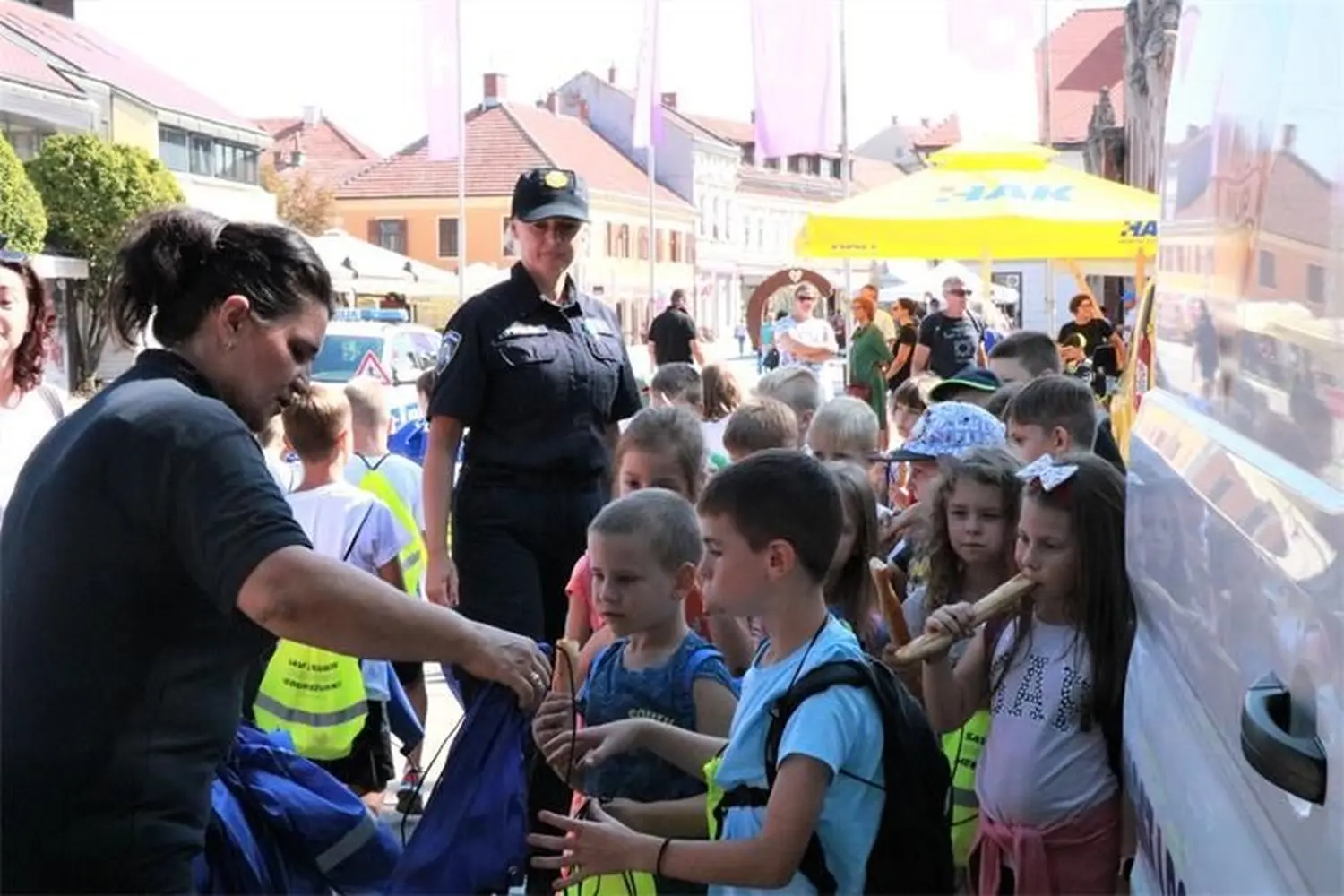 djeca u prometu,promet,učenici (5) djeca u prometu,promet,učenici (5)