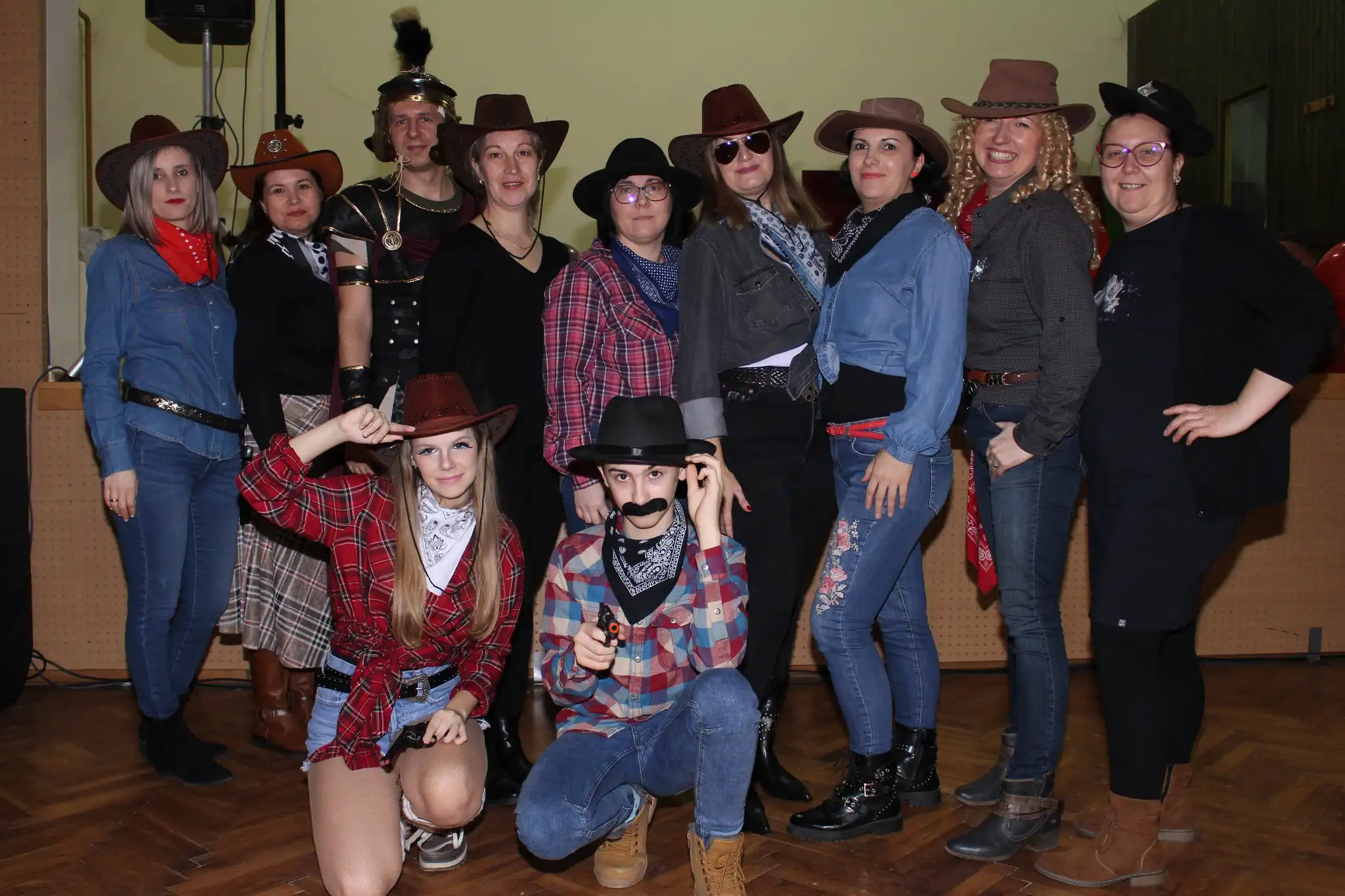 dječji kotoripski fašenjk, fašnik (2) dječji kotoripski fašenjk, fašnik (2)