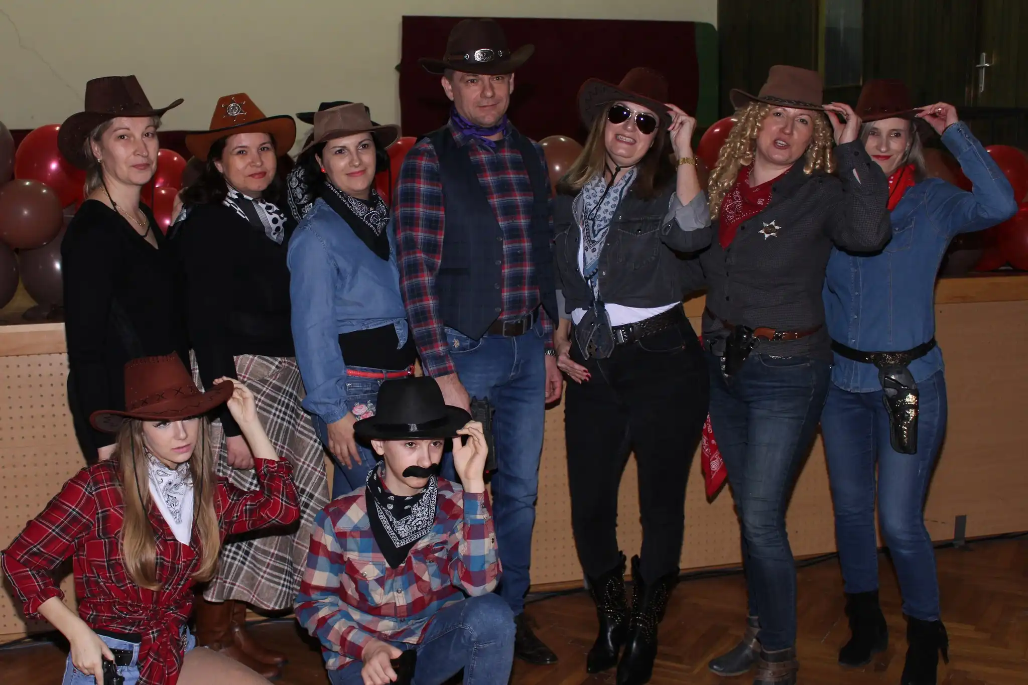 dječji kotoripski fašenjk, fašnik (9) dječji kotoripski fašenjk, fašnik (9)