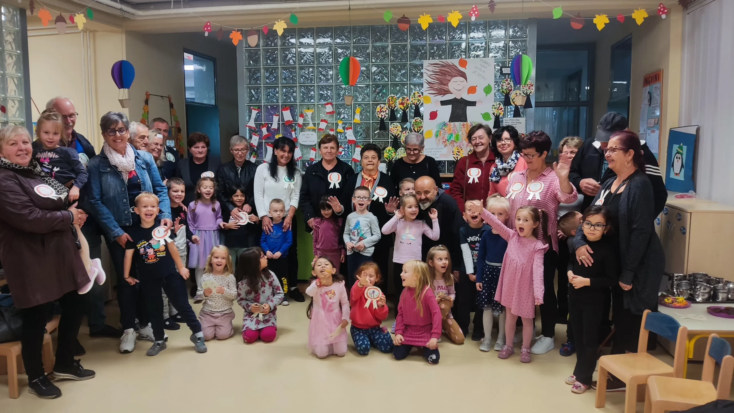 dječji vrtić zvončić nedelišće, dan starijih osoba (2) dječji vrtić zvončić nedelišće, dan starijih osoba (2)