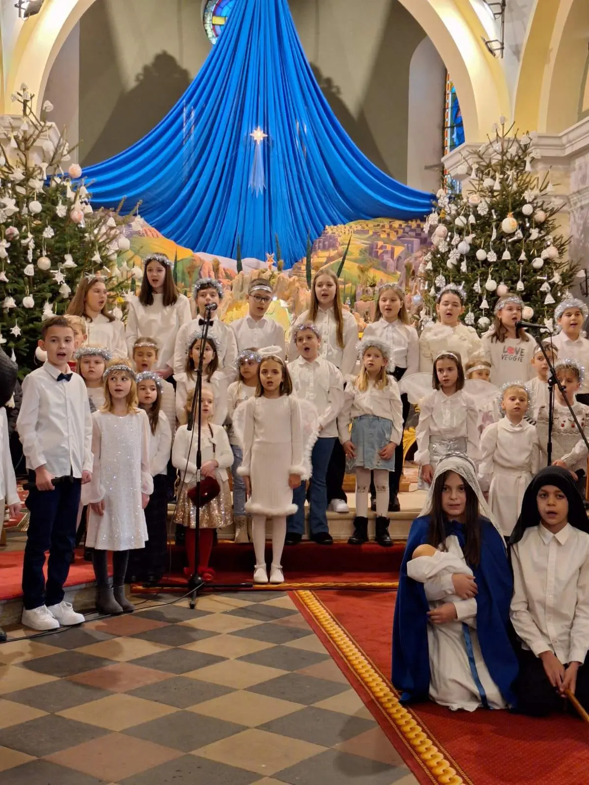 dječji zbor svi sveti dekanovec (2)