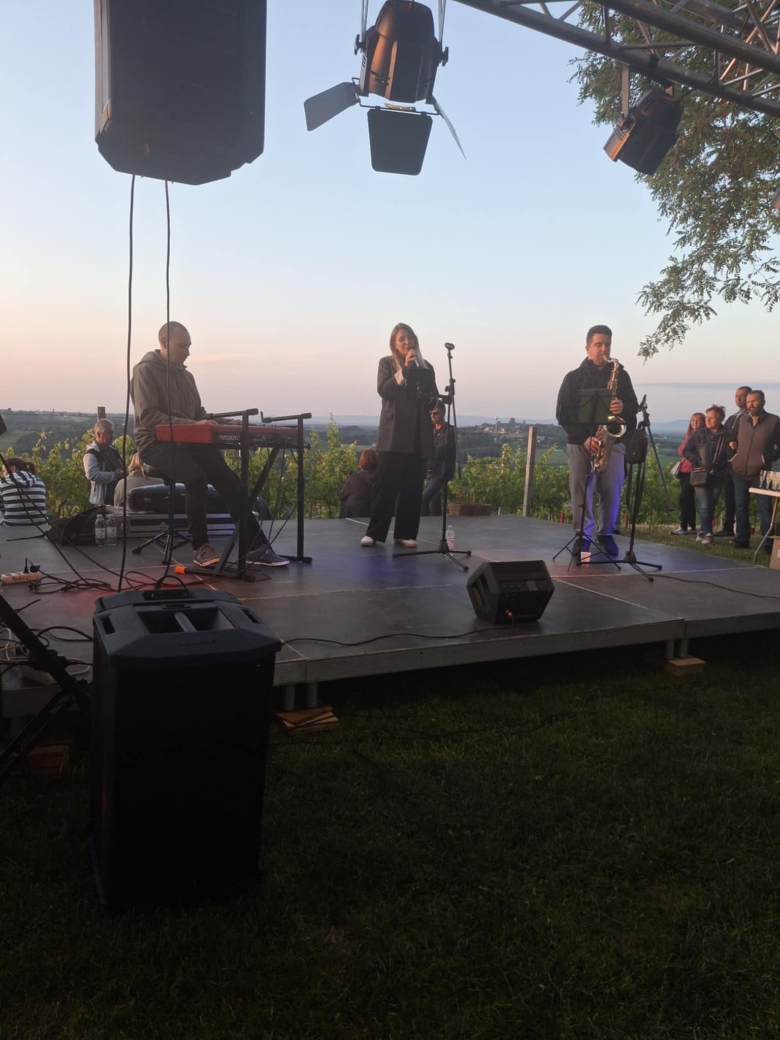 doček ljeta 2025 (16) doček ljeta 2025 (16)