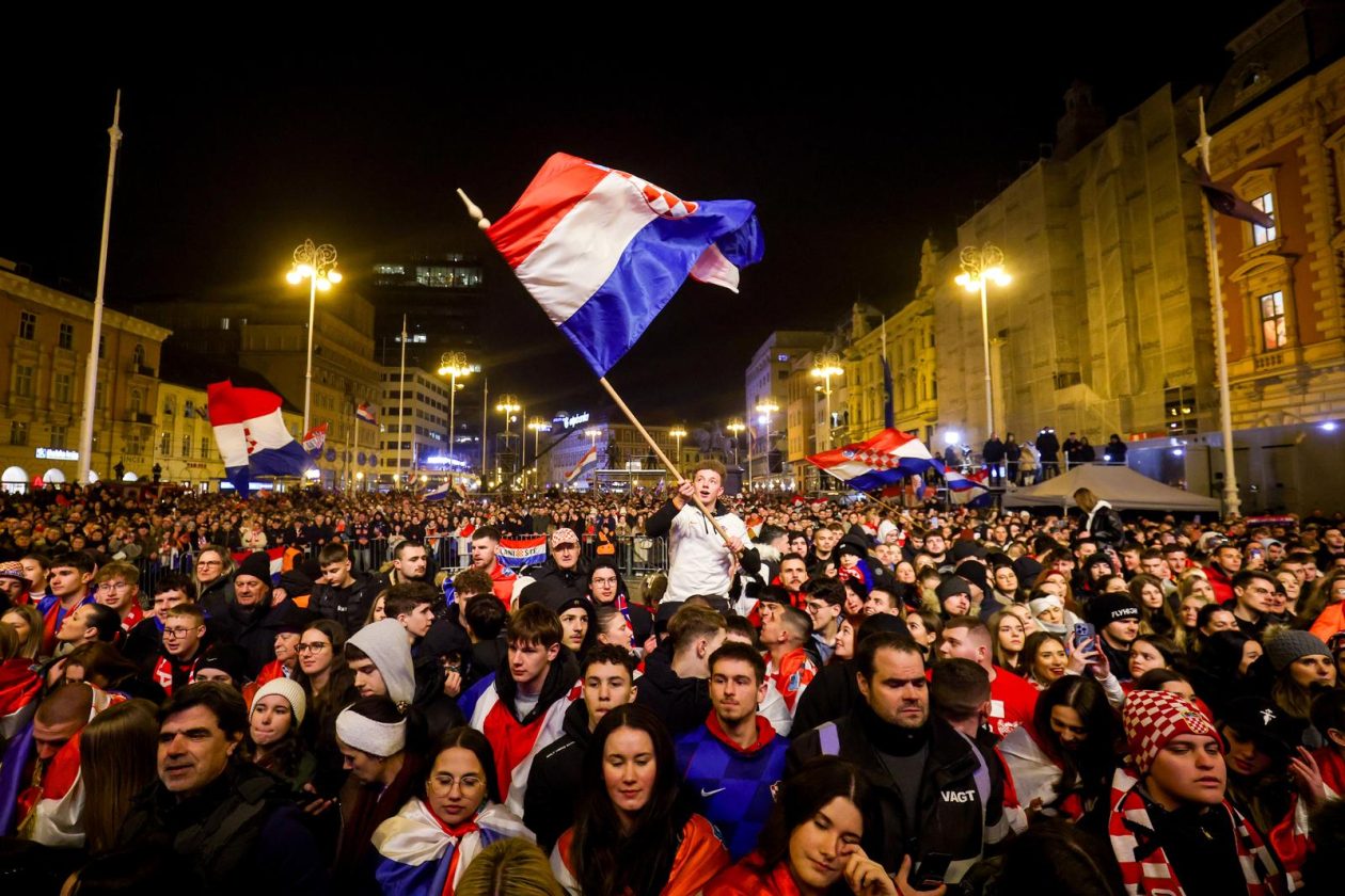Zagreb: Svečani doček rukometnih reprezentativaca nakon osvojene bronce na Europskom prvenstvu Zagreb: Svečani doček rukometnih reprezentativaca nakon osvojene bronce na Europskom prvenstvu