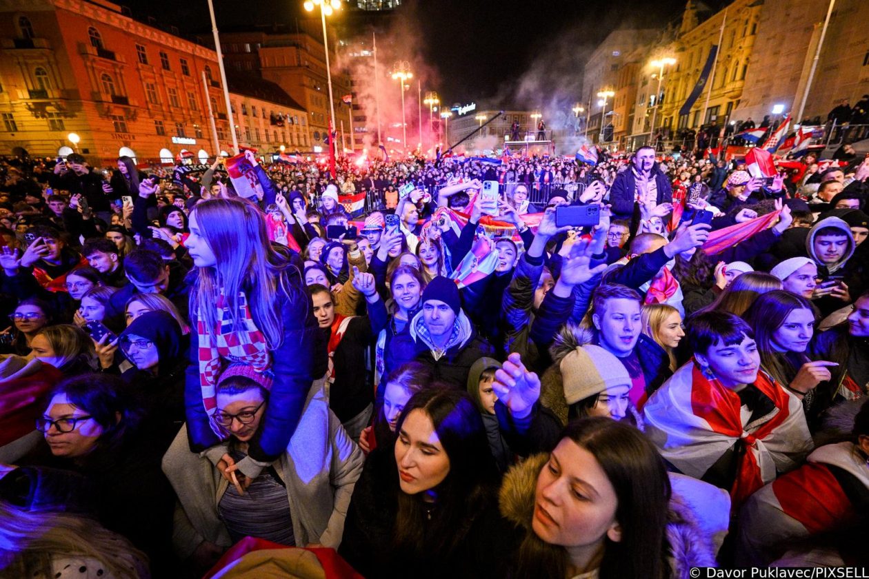 Zagreb: Svečani doček rukometnih reprezentativaca nakon osvojene bronce na Europskom prvenstvu Zagreb: Svečani doček rukometnih reprezentativaca nakon osvojene bronce na Europskom prvenstvu