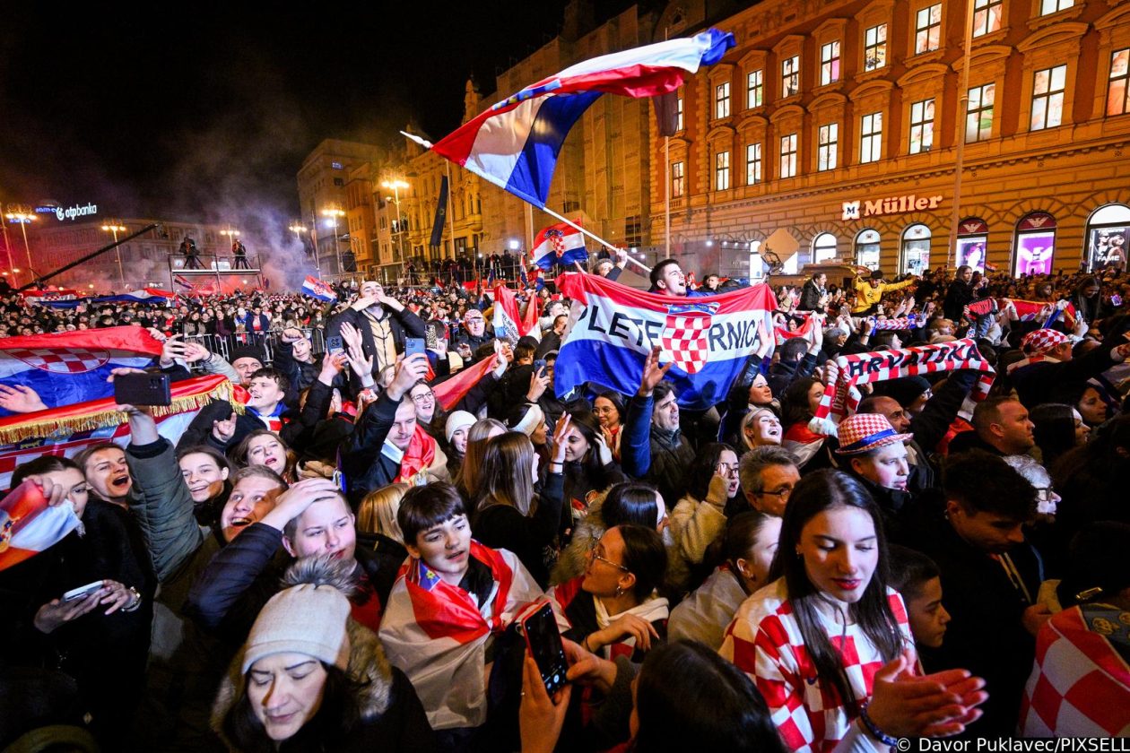 Zagreb: Svečani doček rukometnih reprezentativaca nakon osvojene bronce na Europskom prvenstvu Zagreb: Svečani doček rukometnih reprezentativaca nakon osvojene bronce na Europskom prvenstvu