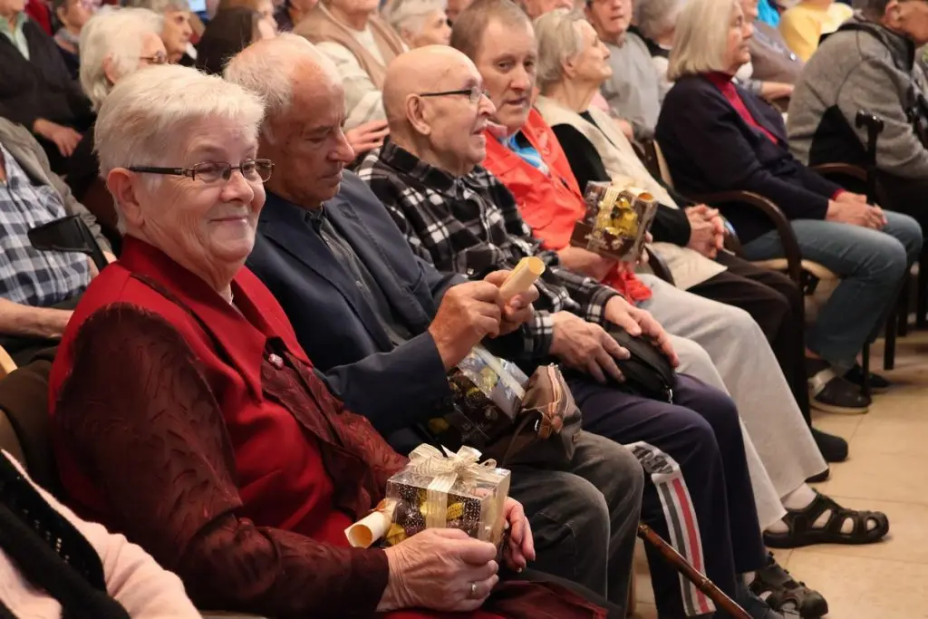 dom za starije i nemoćne čakovec slavi obljetnicu, župan i milanović (24)