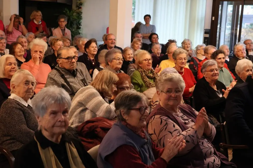 dom za starije i nemoćne čakovec slavi obljetnicu, župan i milanović (8)