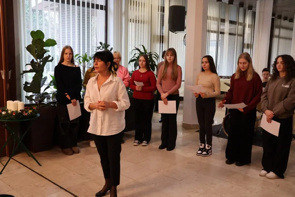 dom za starije i nemoćne čakovec slavi obljetnicu, župan i milanović (9)