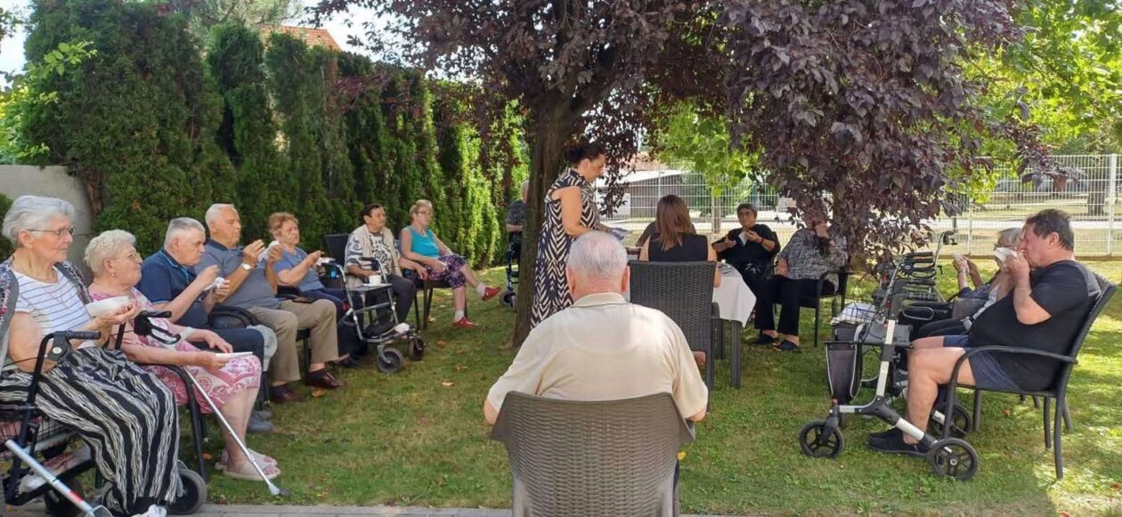 dom za starije i nemoćne novinščak, pekmez od šljiva (12)