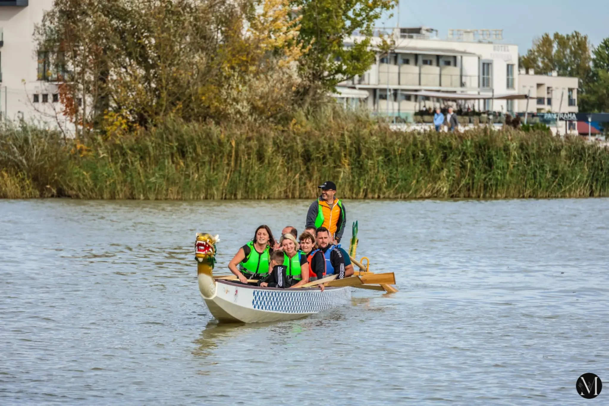 dragon boat (2) dragon boat (2)